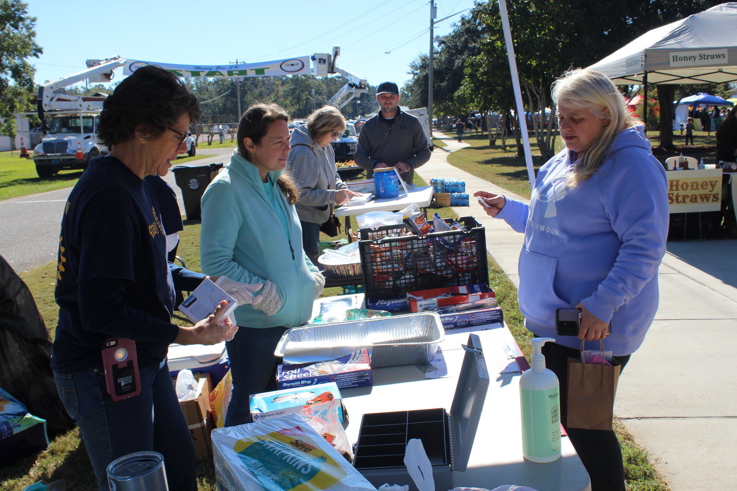 Honey Bee Festival buzzes into Robertsdale Gulf Coast Media